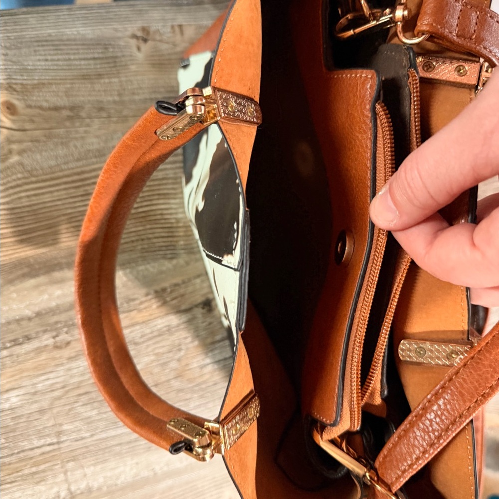 Elegant Brown Leather Women's Bag